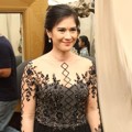 Dian Sastro di Acara Peluncuran Molto Black & Gold