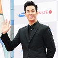 Kim Soo Hyun di Red Carpet Seoul International Drama Awards 2014