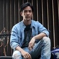 Edward Akbar di Lokasi Syuting Film 'Mantan Terindah'