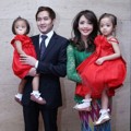 Aldi Wahab dan Ririn Dwi Ariyanti di Resepsi Pernikahan Adi Nugroho dan Donita