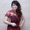 Magdalena Hadir di Resepsi Pernikahan Adi Nugroho dan Donita