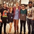 Pentatonix Berpose di Desa Hogsmeade