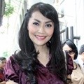 Tessa Kaunang Hadiri Sidang Lanjutan Perceraian