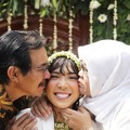 Fitri Tropica Dicium Ayah dan Ibu