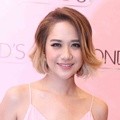 Bunga Citra Lestari dalam Acara White Beauty Journey Pond's