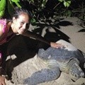 Fiona Callaghan Saat Berada di Pulau Sangalaki