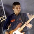 Aksi Adam di Konser Musik /rif dan Sheila On 7