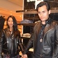 Tara Basro dan Arifin Putra di Launching Outlet Pertama The Kooples