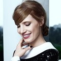 Jessica Chastain Berpose untuk Manifesto L'Eclat Keluaran Yves Saint Laurent