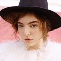 Lorde di Majalah Elle Edisi Oktober 2014