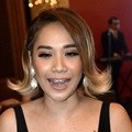 Bunga Citra Lestari Hadiri Shine On Award 2014