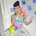 Zaskia Gotik Tampil  di Acara 'Gemilang 12 Global TV'