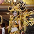 Elfin Pertiwi Rappa dalam Jumpa Pers yang Digelar Yayasan Putri Indonesia