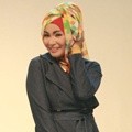 Soraya Larasati Saat Sesi Pemotretan Hijab
