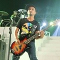 Ivanka Slank di 'Konser Salam Tiga Jari'