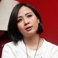 Astrid Luncurkan Single Terbarunya 'Terpukau'