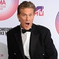 David Hasselhoff Hadir Mengenakan Kilt