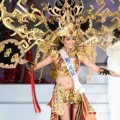 Miss Indonesia Elfin Pertiwi Rappa Saat Sesi Kostum Nasional