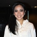Feni Rose Ditemui Saat Jumpa Pers Trans TV
