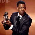 Chris Rock Raih Piala Hollywood Comedy Film Award