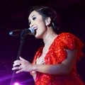 Widi Be3 di Konser '1 Dekade Magenta Orchestra'