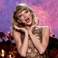 Penampilan Taylor Swift di American Music Awards 2014