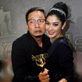 Ringgo dan Naysila Mirdad Rebut Penghargaan Pasangan Sinetron Tersilet 2014