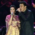 Duet Raisa dan Tulus di Konser 'Satu Indonesia'