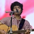 Mikha Angelo The Overtunes di Acara 'Garnier Sakura White Festival'