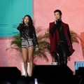 Bora Sistar Tampil Bersama P.O Block B Nyanyikan 'Some' Versi Rap