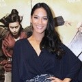 Tara Basro di Gala Premier 'Pendekar Tongkat Emas'