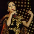 Penampilan Zaskia Gotik di Acara '13 Karya Gemilang Transmedia'