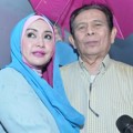 Eddies Adelia Saat Keluar dari Rutan Pondok Bambu