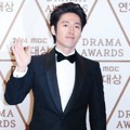 Jang Hyuk di Red Carpet MBC Drama Awards 2014