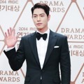 Hong Jong Hyun di Red Carpet MBC Drama Awards 2014