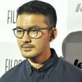 Rio Dewanto di Jumpa Pers Film 'Filosofi Kopi'