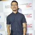 Rio Dewanto di Jumpa Pers Film 'Filosofi Kopi'