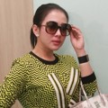 Syahrini Saat Ditemui di Badara Soekarno-Hatta, Jakarta