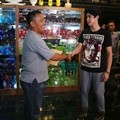 Al Ghazali Berikan Santunan kepada Korban Kecelakaan