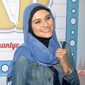 Zee Zee Shahab Hadiri Gala Premier 'Hijab'