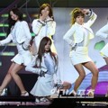 A Pink Saat Tampil di Golden Disk Awards 2015
