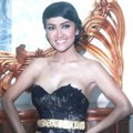 Julia Perez Saat Pembuatan Video Klip 'Lonely'