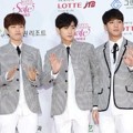 B1A4 di Red Carpet Seoul Music Awards 2015