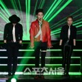 Taemin Saat Nyanyikan Lagu 'Danger'