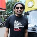 Glenn Fredly di Lokasi Syuting Film 'Filosofi Kopi'