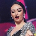 Zaskia Meriahkan Konser 'Rebel, Love, Rock and Roll'