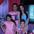 Angel Karamoy Bersama Suami dan Anak-Anak di Perayaan Ulang Tahunnya ke-28