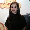 Revalina S. Temat Hadiri Pemutaran Film 'Kapan Kawin?'