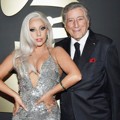 Lady GaGa dan Tony Bennett di Red Carpet Grammy Awards 2015