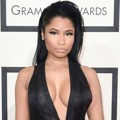 Nicki Minaj di Red Carpet Grammy Awards 2015